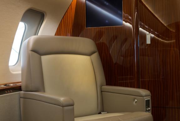 Challenger 605 for sale single seat