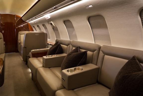 Challenger 605 for sale divan