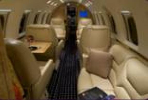 raytheon hawker 900 02